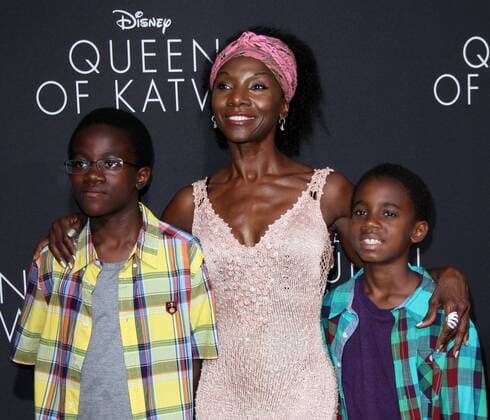 September 20, 2016 - Hollywood, CA, United States - 20 September 2016 - Hollywood, California - Jeryl Prescott with sons. Ã¢â‚¬Å Queen Of KatweÃ¢â‚¬Â Los Angeles Premiere held at the El Capitan Theater in Hollywood. Photo Credit: AdMedia Hollywood United States - ZUMAa123
