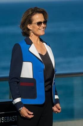 Sigourney Weaver during a photocall ahead of receiving tonight the Donostia Award for her contribution to the cinema, at 64rd San Sebastian Film Festival on September 21, 2016 in San Sebastian, Spain.  JosexIgnacioxUnanue Sigourney Weaver - 64rd San Sebastian Film Festiva