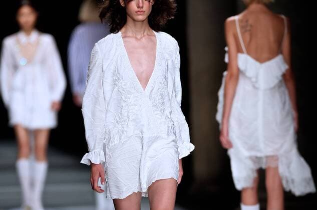 (160922) -- MILAN, Sept. 21, 2016 -- Models present creations at Francesco Scognamiglio fashion show during women s Spring Summer 2017 collection as part of the Milan Fashion Week, in Milan, Italy, Sept. 21, 2016.)(zcc) ITALY-MILAN-FASHION WEEK JinxYu 