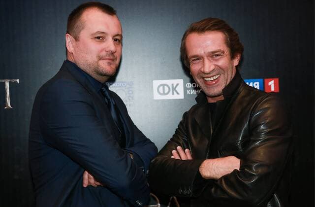 MOSCOW, RUSSIA - SEPTEMBER 21, 2016: Russian director Alexei Mizgirev (L) and Russian actor Vladimir Mashkov attend the Moscow premiere of Mizgirev s new film The Duelist at the Formula Kino na Kutuzovskom Cinema. Sergei Fadeichev TASS  TS031F49