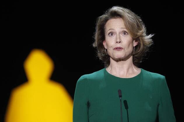 Filmfestival San Sebastian - Donostia Award Sigourney Weaver Sigourney Weaver receives the Donostia award 2016 to a lifetime achievements during the 64th San Sebastian film festival at the Kursaal in San Sebastian, Spain. CELEBRITIES : Sigourney Weaver receives the Donostia award 2016 - San Sebastian - 21 09 2016 WALTERKOVACS PANORAMIC 
