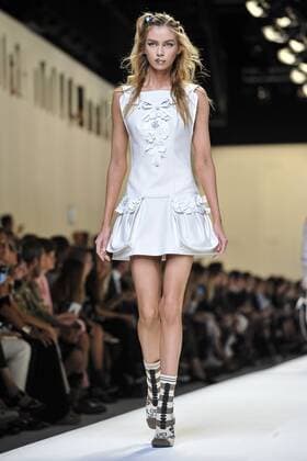 Milan Fashion Week, Women Spring Summer 2017. Milano, Moda Donna, Primavera Estate 2017. Fendi catwalk Pictured: model  Copyright: xRiccardoxGiordanoxSickix