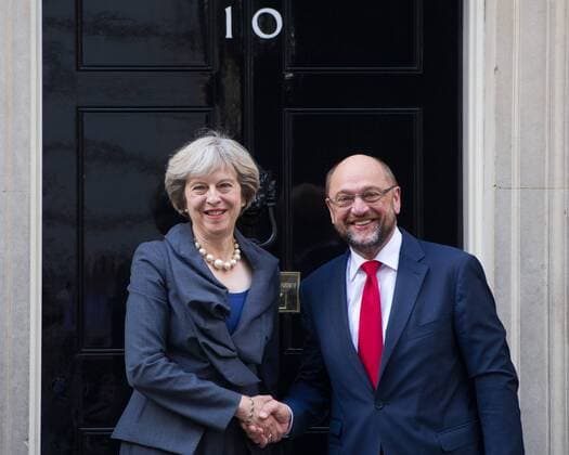 . 22 09 2016. London, United Kingdom. Theresa May Meets Martin Schulz. Prime Minister, Theresa May meets President of the European Parliament, Martin Schulz for talks at Number 10 Downing.  xPetexMaclainex xi-Imagesx IIM-13488-0005