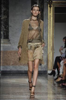 Milan Fashion Week, Women Spring Summer 2017. Les Copains catwalk Pictured: model  Copyright: xRiccardoxGiordanoxSickix