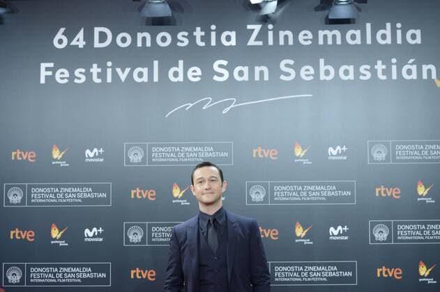 September 22, 2016 - San Sebastian, Euskadi, Spain - Joseph Gordon-Levitt attend Snowden premiere at the Kursaal Palace during 64th San Sebastian International Film Festival on September 22 2016 in San Sebastian, Spain. San Sebastian Spain  - ZUMAg15_