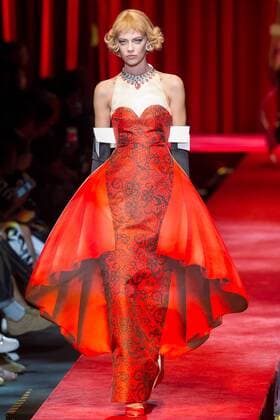 Milan Fashion Week, Women Spring Summer 2017 Milano Moda donna Primavera Estate 2017 - Modenschau Moschino Pictured: Moschino  Copyright: xGREGOx