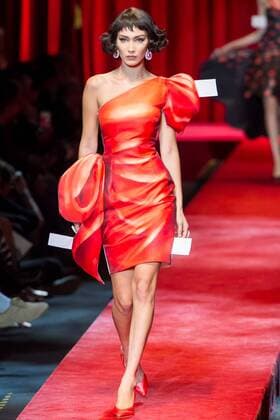 Milan Fashion Week, Women Spring Summer 2017 Milano Moda donna Primavera Estate 2017 - Modenschau Moschino Pictured: Moschino  Copyright: xGREGOx