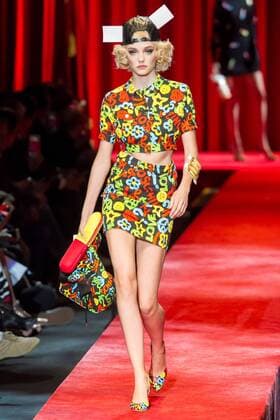 Milan Fashion Week, Women Spring Summer 2017 Milano Moda donna Primavera Estate 2017 - Modenschau Moschino Pictured: Moschino  Copyright: xGREGOx