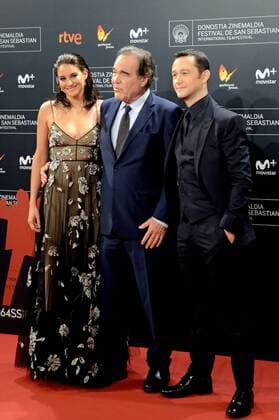 Shailene Woodley, Oliver Stone und Joseph Gordon-Levitt bei der Premiere von Snowden auf dem 64. Internationalen Filmfestival San Sebastian Festival Internacional de Cine de Donostia-San Sebastian, 22.09.2016 Foto:xC.xNiehausx xFuturexImage