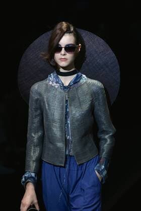 (160923) -- MILAN, Sept. 23, 2016 -- A model presents a creation at Giorgio Armani fashion show during Milan Fashion Week Spring Summer 2017 in Milan, Italy, Sept. 23, 2016. )(cl) ITALY-MILAN-FASHION WEEK-GIORGIO ARMANI JinxYu 