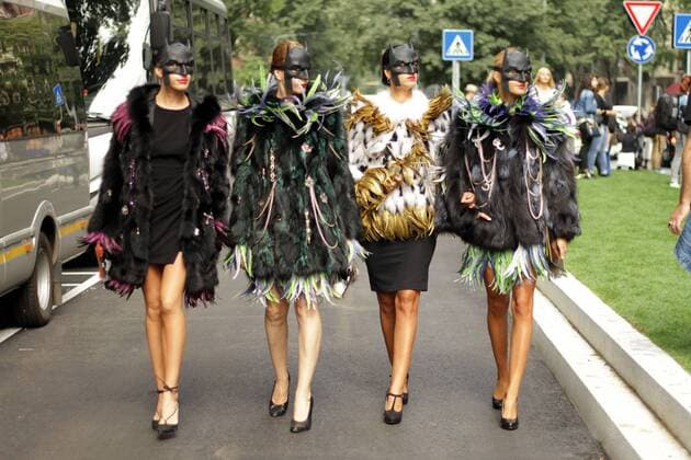 Street Style Outside The Armani Runway Show During The Milan Fashion Week Womenswear Spring-Summer 2017  Copyright: xPaoloxDilettox