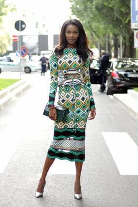 Street Style Outside The Armani Runway Show During The Milan Fashion Week Womenswear Spring-Summer 2017  Copyright: xPaoloxDilettox