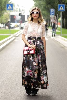 Street Style Outside The Armani Runway Show During The Milan Fashion Week Womenswear Spring-Summer 2017  Copyright: xPaoloxDilettox