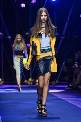 Bilder des Tages Milan Fashion Week, Women Spring Summer 2017. VERSACE catwalk Pictured: model  Copyright: xRiccardoxGiordanoxSickix