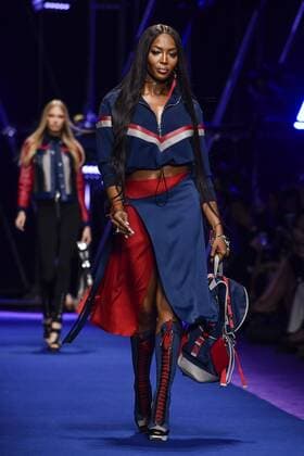 Milan Fashion Week, Women Spring Summer 2017. VERSACE catwalk Pictured: Naomi Campbell  Copyright: xRiccardoxGiordanoxSickix