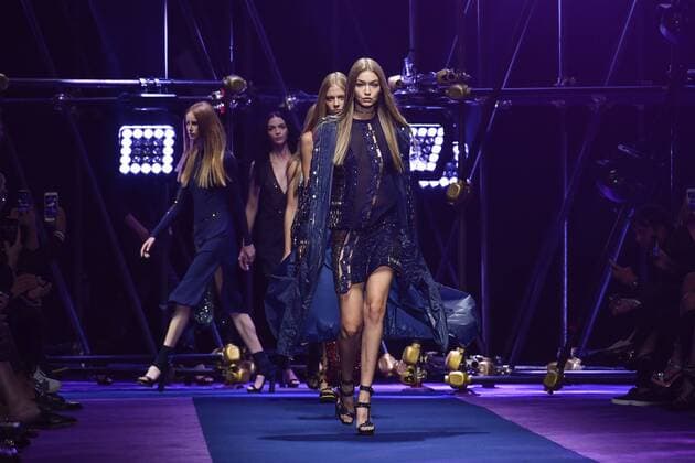 Milan Fashion Week, Women Spring Summer 2017. VERSACE catwalk Pictured: Gigi Hadid  Copyright: xRiccardoxGiordanoxSickix