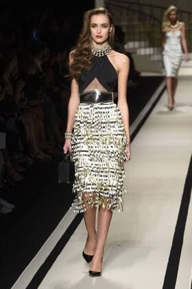 Mailand Fashion Week - Elisabetta Franchi Modenschau Milan Fashion Week, Women Spring Summer 2017. Milano, Moda Donna, Primavera Estate 2017. Elisabetta Franchi catwalk Pictured: model  Copyright: xSimonaxChiocciaxSickix