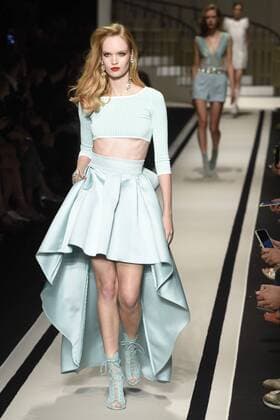 Mailand Fashion Week - Elisabetta Franchi Modenschau Milan Fashion Week, Women Spring Summer 2017. Milano, Moda Donna, Primavera Estate 2017. Elisabetta Franchi catwalk Pictured: model  Copyright: xSimonaxChiocciaxSickix