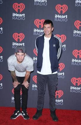 September 23, 2016 - Las Vegas, NV, United States - 23 September 2016 - Las Vegas, NV - Twenty One Pilots. 2016 iHeart Radio Music Festival Photo Room at T-Mobile Arena. Photo Credit: MJT AdMedia Las Vegas United States - ZUMAa123