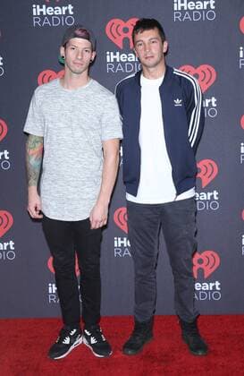 September 23, 2016 - Las Vegas, NV, United States - 23 September 2016 - Las Vegas, NV - Twenty One Pilots. 2016 iHeart Radio Music Festival Photo Room at T-Mobile Arena. Photo Credit: MJT AdMedia Las Vegas United States - ZUMAa123