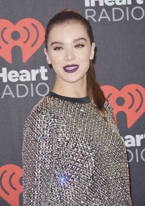 Las Vegas, Nevada, United States of America - Singer actress Hailee Steinfeld attends the iHeartRadio Music Festival on September 23, 2016 at the T-Mobile Arena in Las Vegas, Nevada. Las Vegas United States of America - ZUMAt114
