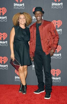 Las Vegas, Nevada, United States of America - Actor Don Cheadle and wife Bridgit Coulter attend the iHeartRadio Music Festival on September 23, 2016 at the T-Mobile Arena in Las Vegas, Nevada. Las Vegas United States of America - ZUMAt114