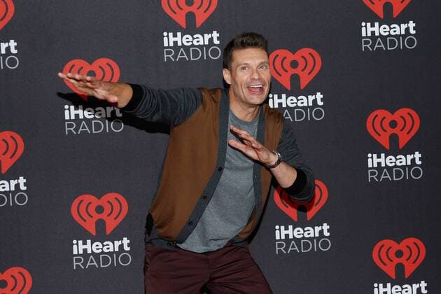 Ryan Seacrest arrives for the iHeartRadio Music Festival at the T-Mobile Arena in Las Vegas, Nevada on September 23, 2016.  LVP2016092375 JAMESxATOA