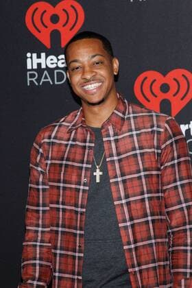 Professional basketball player C. J. McCollum arrives for the iHeartRadio Music Festival at the T-Mobile Arena in Las Vegas, Nevada on September 23, 2016.  LVP2016092378 JAMESxATOA