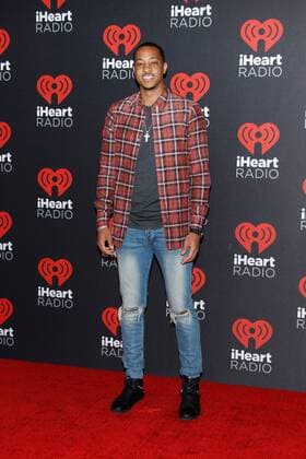 Professional basketball player C. J. McCollum arrives for the iHeartRadio Music Festival at the T-Mobile Arena in Las Vegas, Nevada on September 23, 2016.  LVP2016092376 JAMESxATOA