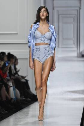 Milan Fashion Week, Women Spring Summer 2017. Milano, Moda Donna, Primavera Estate 2017. ERMANNO SCERVINO catwalk Pictured: model  Copyright: xRiccardoxGiordanoxSickix
