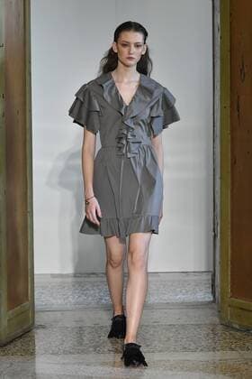 Milan Fashion Week, Women Spring Summer 2017. Milano, Moda Donna, Primavera Estate 2017. BLUGIRL catwalk Pictured: model  Copyright: xRiccardoxGiordanoxSickix