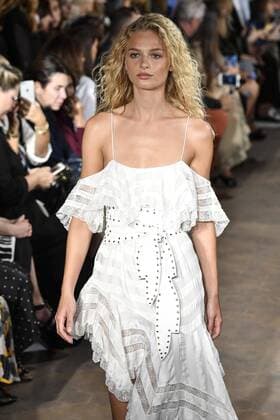 Milan Fashion Week, Women Spring Summer 2017. Milano, Moda Donna, Primavera Estate 2017. PHILOSOPHY DI LORENZO SERAFINI catwalk Pictured: model  Copyright: xRiccardoxGiordanoxSickix