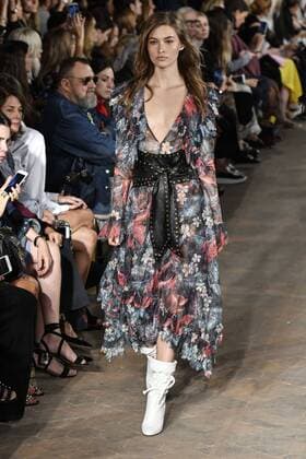Milan Fashion Week, Women Spring Summer 2017. Milano, Moda Donna, Primavera Estate 2017. PHILOSOPHY DI LORENZO SERAFINI catwalk Pictured: model  Copyright: xRiccardoxGiordanoxSickix