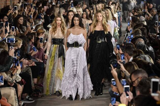 Milan Fashion Week, Women Spring Summer 2017. Milano, Moda Donna, Primavera Estate 2017. PHILOSOPHY DI LORENZO SERAFINI catwalk Pictured: model  Copyright: xRiccardoxGiordanoxSickix