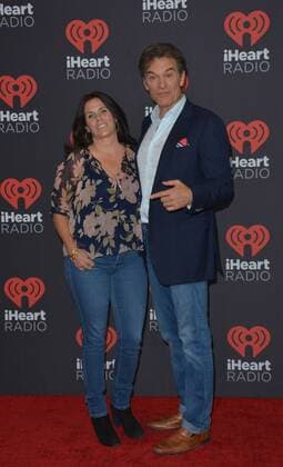 September 24, 2016 - Las Vegas, Nevada, United States of America - Dr Mehmet Oz and wife Lisa Oz attend the iHeartRadio Music Festival on September 24, 2016 at the T-Mobile Arena in Las Vegas, Nevada. Las Vegas United States of America - ZUMAt114