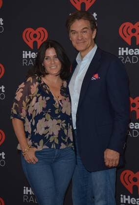 September 24, 2016 - Las Vegas, Nevada, United States of America - Dr Mehmet Oz and wife Lisa Oz attend the iHeartRadio Music Festival on September 24, 2016 at the T-Mobile Arena in Las Vegas, Nevada. Las Vegas United States of America - ZUMAt114