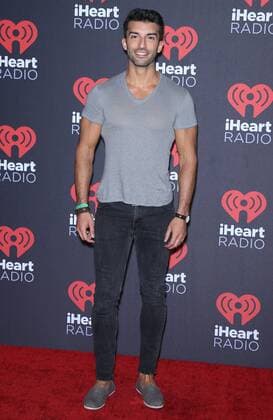 September 24, 2016 - Las Vegas, NV, United States - 24 September 2016 - Las Vegas, NV - Justin Baldoni. 2016 iHeart Radio Music Festival Photo Room at T-Mobile Arena, Day 2. Photo Credit: MJT AdMedia Las Vegas United States - ZUMAa123