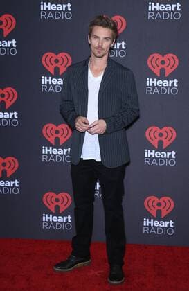 September 24, 2016 - Las Vegas, NV, United States - 24 September 2016 - Las Vegas, NV - Riley Smith. 2016 iHeart Radio Music Festival Photo Room at T-Mobile Arena, Day 2. Photo Credit: MJT AdMedia Las Vegas United States - ZUMAa123