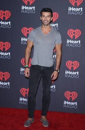 September 24, 2016 - Las Vegas, NV, United States - 24 September 2016 - Las Vegas, NV - Justin Baldoni. 2016 iHeart Radio Music Festival Photo Room at T-Mobile Arena, Day 2. Photo Credit: MJT AdMedia Las Vegas United States - ZUMAa123