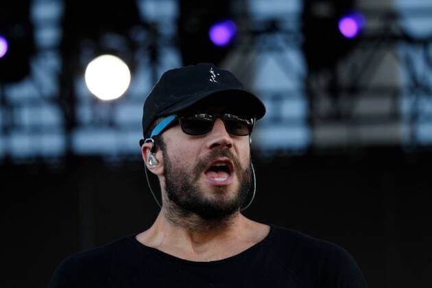 Country singer Sam Hunt performs at the iHeartRadio Daytime Village Concerts in Las Vegas, Nevada on September 24, 2016.  LVP2016092467 JAMESxATOA