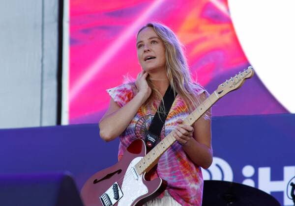 Lissie performs onstage at the iHeartRadio Daytime Village Concerts in Las Vegas, Nevada on September 24, 2016.  LVP2016092419 JAMESxATOA