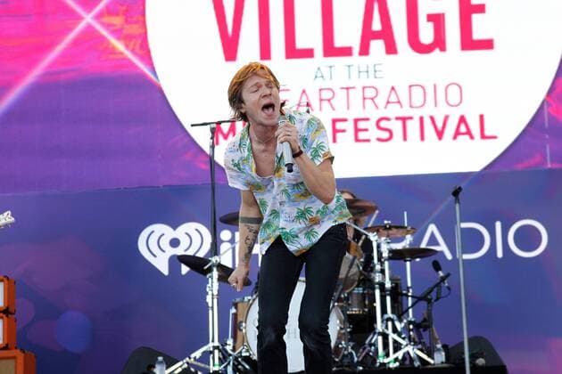 Matt Shultz of Cage the Elephant performs onstage at the iHeartRadio Daytime Village Concerts in Las Vegas, Nevada on September 24, 2016.  LVP2016092435 JAMESxATOA