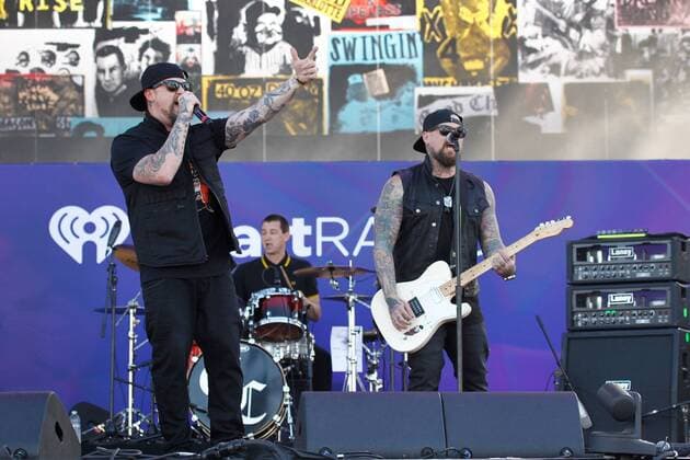 Joel Madden and Benji Madden of Good Charlotte perform at the iHeartRadio Daytime Village Concerts in Las Vegas, Nevada on September 24, 2016.  LVP2016092446 JAMESxATOA