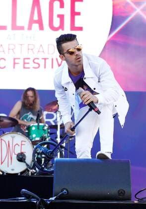 Joe Jonas of DNCE performs at the iHeartRadio Daytime Village Concerts in Las Vegas, Nevada on September 24, 2016.  LVP2016092458 JAMESxATOA