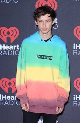 September 24, 2016 - Las Vegas, NV, United States - 24 September 2016 - Las Vegas, NV - Troye Sivan. 2016 iHeart Radio Music Festival Photo Room at T-Mobile Arena, Day 2. Photo Credit: MJT AdMedia Las Vegas United States - ZUMAa123