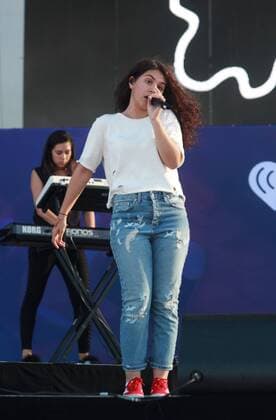Las Vegas, Nevada, United States of America - Singer songwriter Alessia Cara performs during the iHeartRadio Music Festival Daytime Village on September 24, 2016 at the Las Vegas Village in Las Vegas, Nevada. Las Vegas United States of America - ZUMAt114