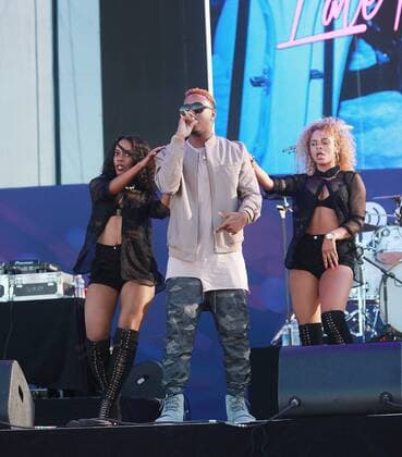 Las Vegas, Nevada, United States of America - Rapper Jeremih performs during the iHeartRadio Music Festival Daytime Village on September 24, 2016 at the Las Vegas Village in Las Vegas, Nevada. Las Vegas United States of America - ZUMAt114