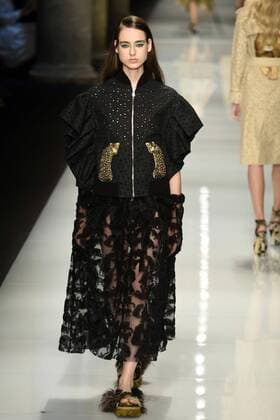Milan Fashion Week, Women Spring Summer 2017. Milano, Moda Donna, Primavera Estate 2017. Maurizio Pecoraro  Copyright: xSIMONAxCHIOCCIA x