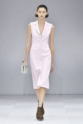 Milan Fashion Week, Women Spring Summer 2017. Milano, Moda Donna, Primavera Estate 2017. SALVATORE FERRAGAMO Catwalk Pictured: model  Copyright: xRiccardoxGiordanoxSickix
