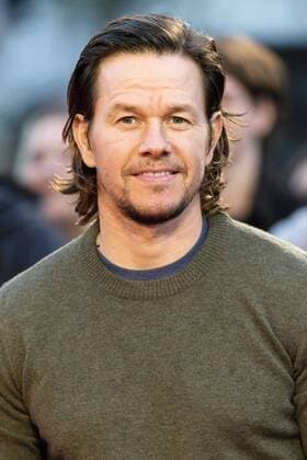September 26, 2016 - London, London, UK - MARK WAHLBERG attends the Deepwater Horizon film premiere at Cineworld in Leiester Square. London, UK. London UK  - ZUMAl94_
